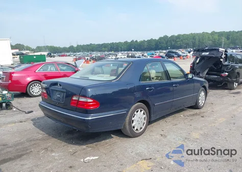 2001 Mercedes-Benz E 320 from USA, damaged, VIN WDBJF65J01B241472